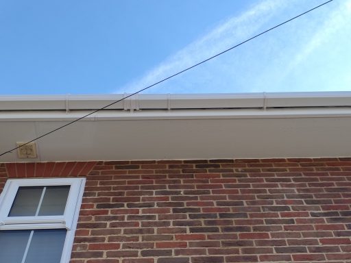 fascias clean